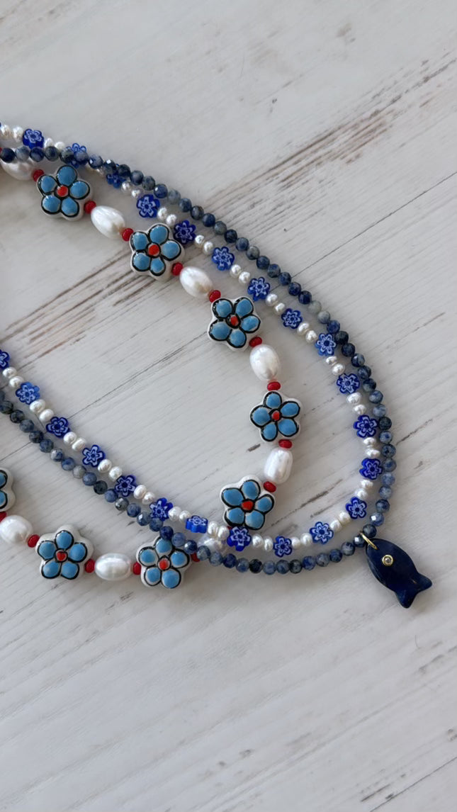 Blue Daisy Necklace